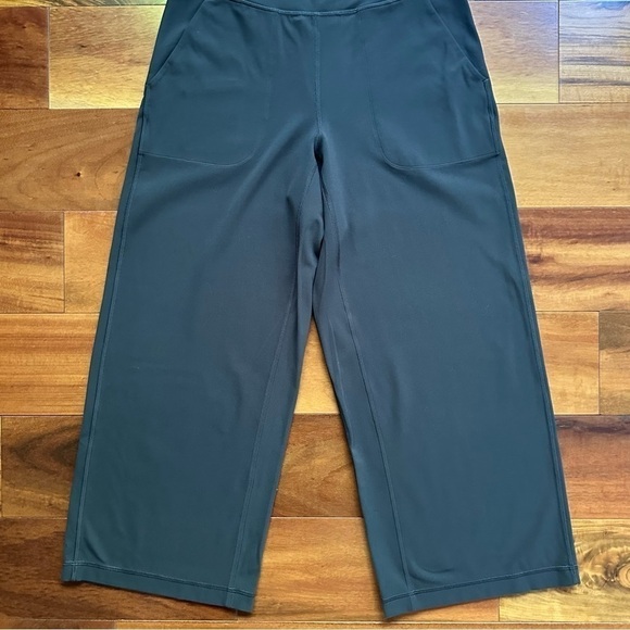 Lululemon Align Wide Leg Super High-Rise Crop Pants - Picture 7 of 12